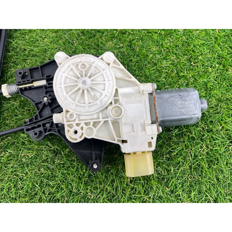 Механизм стеклоподъемника с мотором (кузов и элементы) BMW 2-series F22 2015 2.0 51337292120