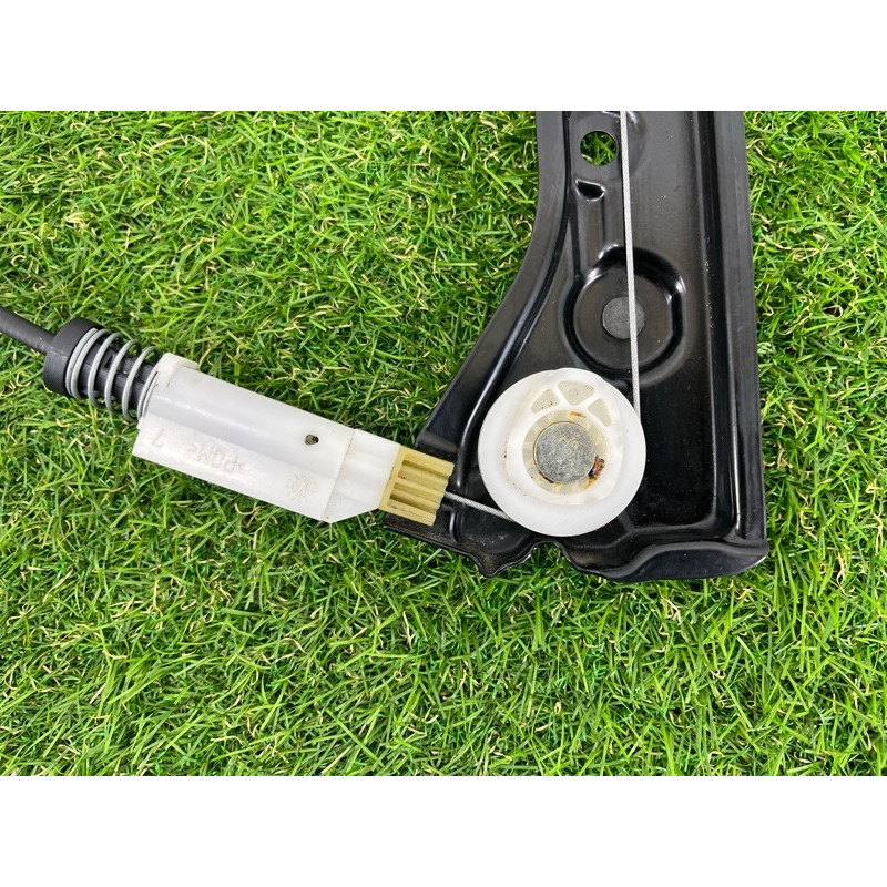 Механизм стеклоподъемника с мотором (кузов и элементы) BMW 2-series F22 2015 2.0 51337292120