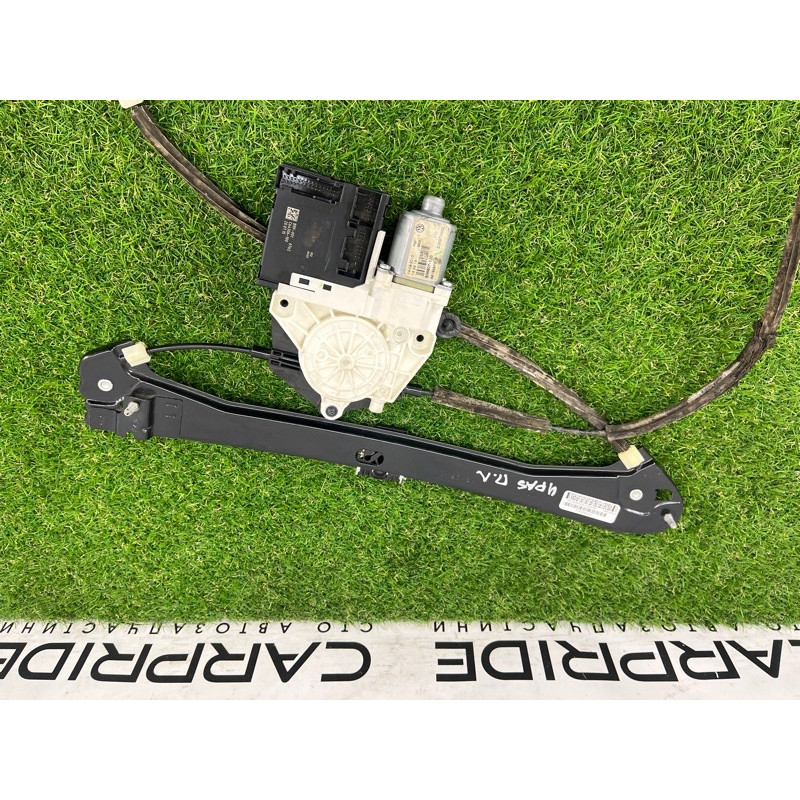 Механізм склопідйомника з мотором (кузов і елементи) Volkswagen Passat B7 2016 1.8 561837461D