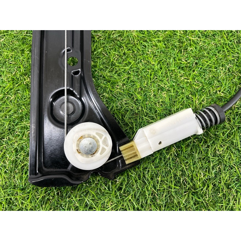 Механизм стеклоподъемника с мотором (кузов и элементы) BMW 2-series F22 2015 2.0 51337292119