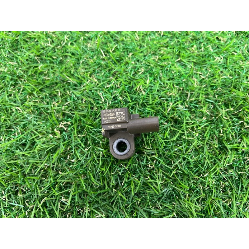 Датчик удару центральної стійки (airbag/безопасность) Hyundai Santa Fe TM 2019 2.4GDI 95920S1100