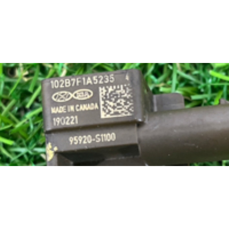 Датчик удару центральної стійки (airbag/безопасность) Hyundai Santa Fe TM 2019 2.4GDI 95920S1100