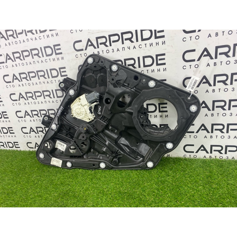 Механизм стеклоподъемника с мотором (кузов и элементы) Volkswagen Touareg NF 2012 3.6 7P6839461A