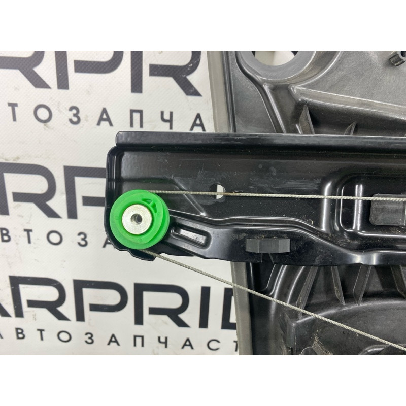 Механизм стеклоподъемника с мотором (кузов и элементы) Volkswagen Touareg NF 2012 3.6 7P6839461A