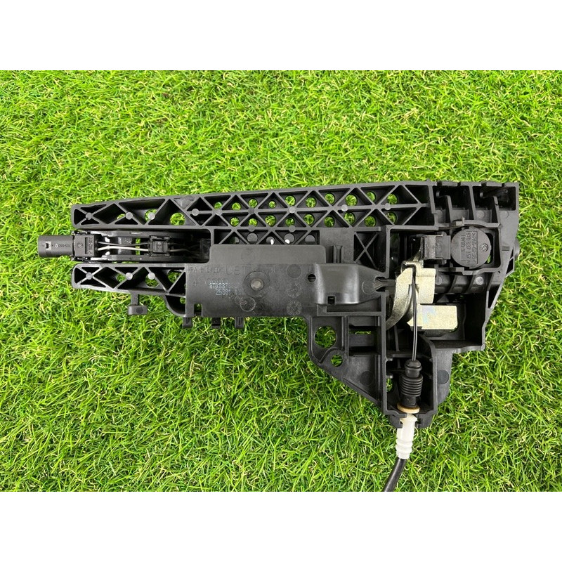 Ручка двери внешняя (кузов и элементы) AUDI A4 B8 2012 2.0 TFSI 8T0837205AGRU