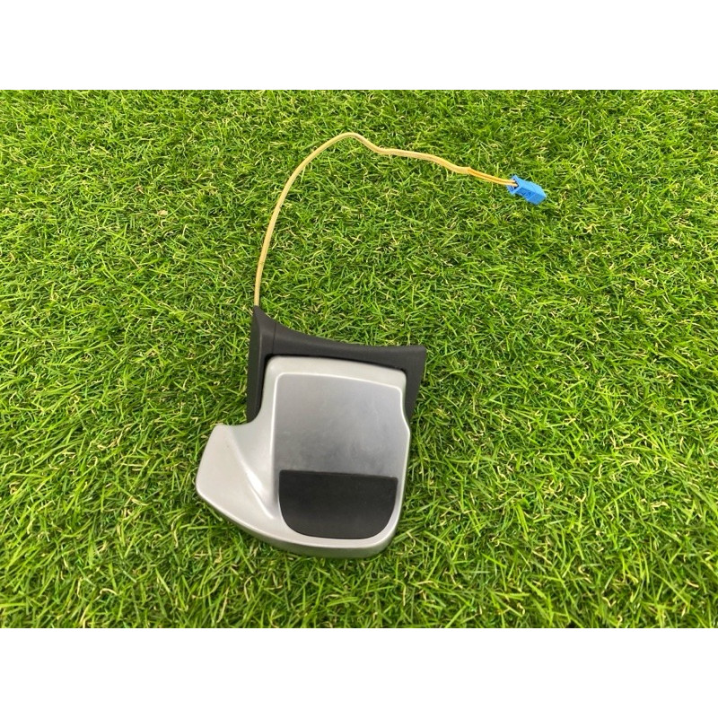 Кнопки руля (электрика / кнопки) BMW 5-series F10 2011 3.0 61319218400