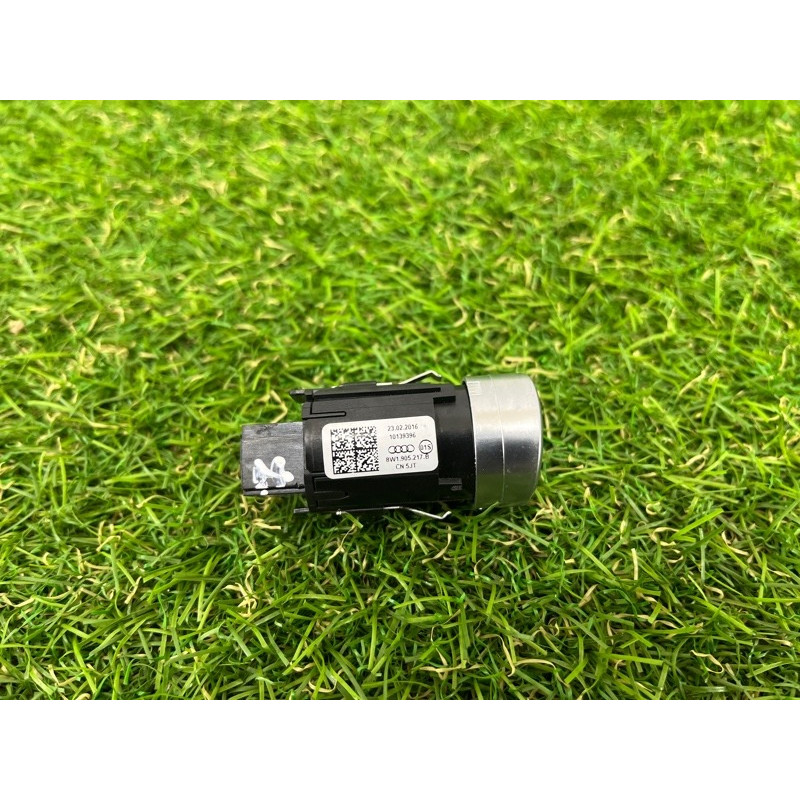 Кнопка Start Stop (электрика / кнопки) AUDI A4 B9 2017 2.0 8W1905217