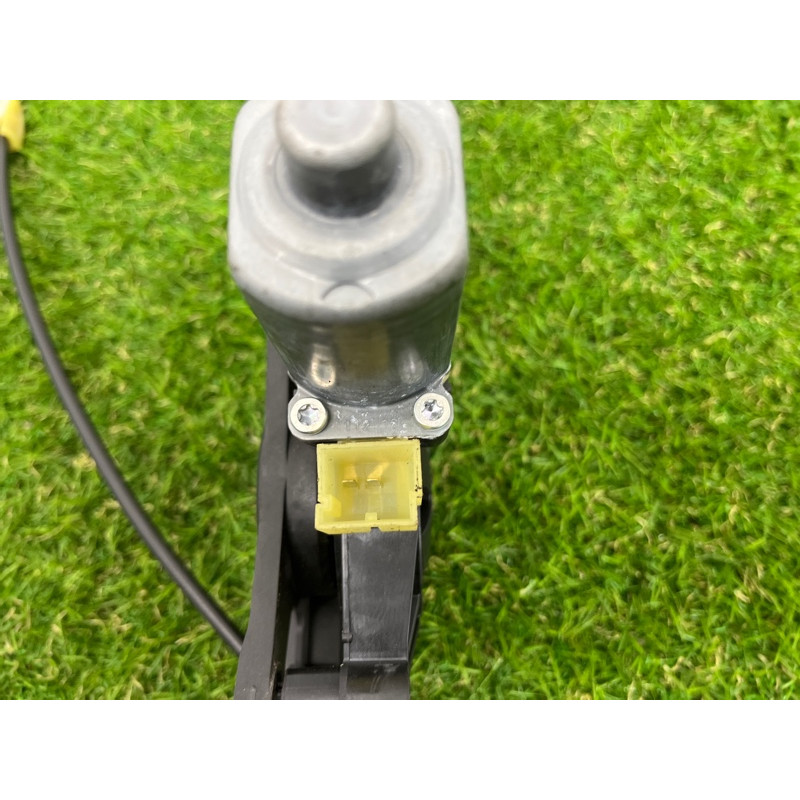 Механизм стеклоподъемника с мотором (кузов и элементы) AUDI A4 B9 2017 2.0 8W0837461