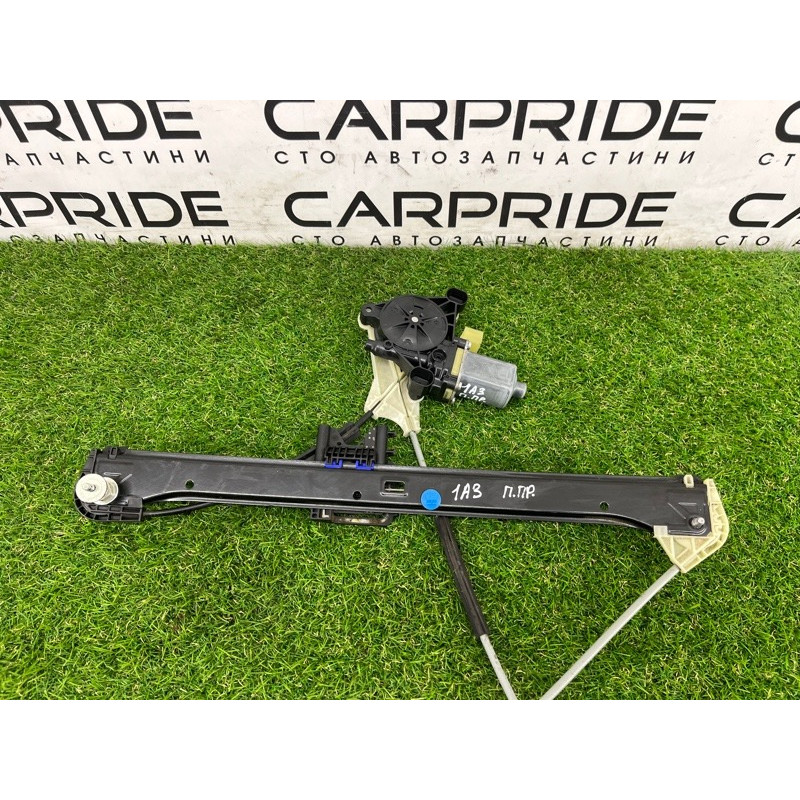 Механизм стеклоподъемника с мотором (кузов и элементы) AUDI A3 8V 2015 1.8 8V4837462