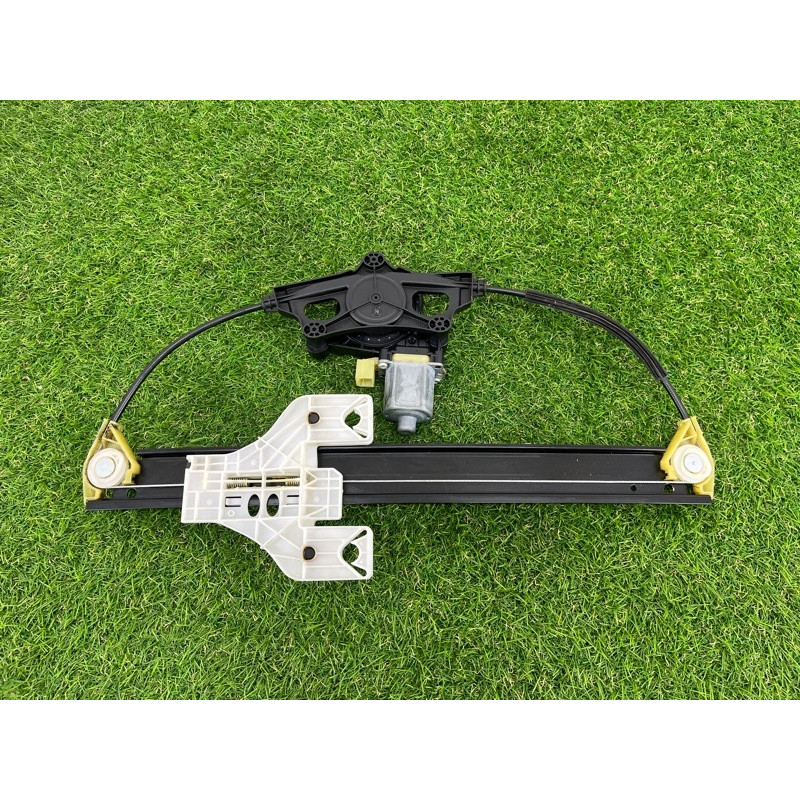 Механізм склопідйомника з мотором (кузов і елементи) AUDI A4 B9 2017 2.0 8W0839461