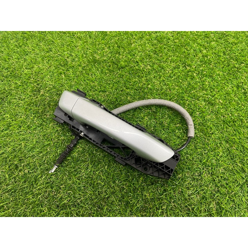 Ручка двери внешняя (кузов и элементы) Volkswagen Touareg NF 2012 3.0 7P6837206BGRU