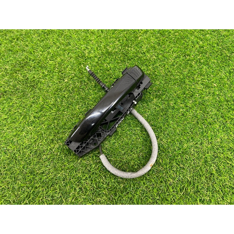 Ручка двери внешняя (кузов и элементы) Volkswagen Touareg II NF 2013 3.0 7P6837205EGRU