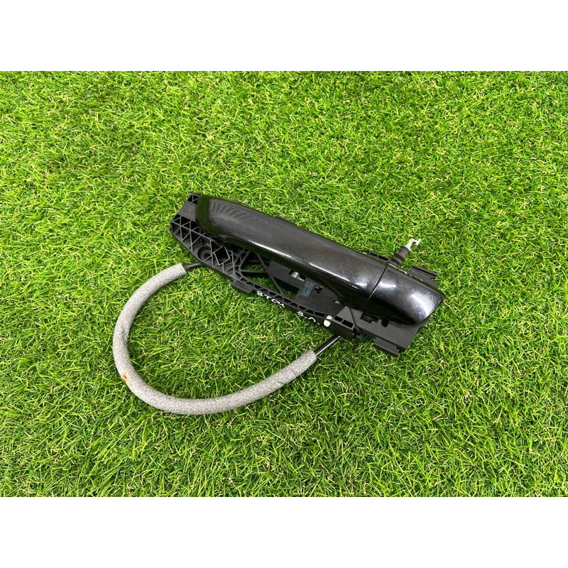 Ручка двери внешняя (кузов и элементы) Volkswagen Touareg II NF 2013 3.0 7P6837205EGRU