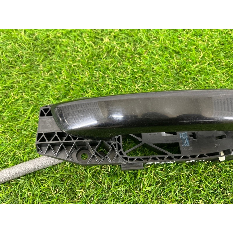 Ручка двери внешняя (кузов и элементы) Volkswagen Touareg II NF 2013 3.0 7P6837205EGRU
