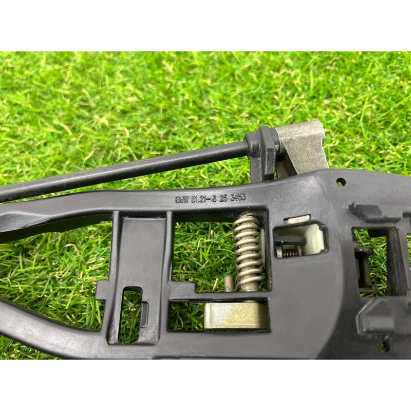 Кронштейн ручки двери (кузов и элементы) BMW 3-series E46 51227044841