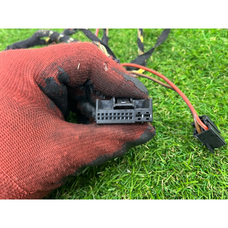 Проводка дверная (электрика) Volkswagen Touareg NF 2012 3.0 7P6971694F