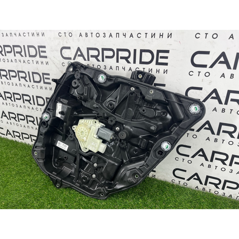 Механізм склопідйомника з мотором (кузов і елементи) BMW 5-series G30 2017 2.0 B46B20 51337487088