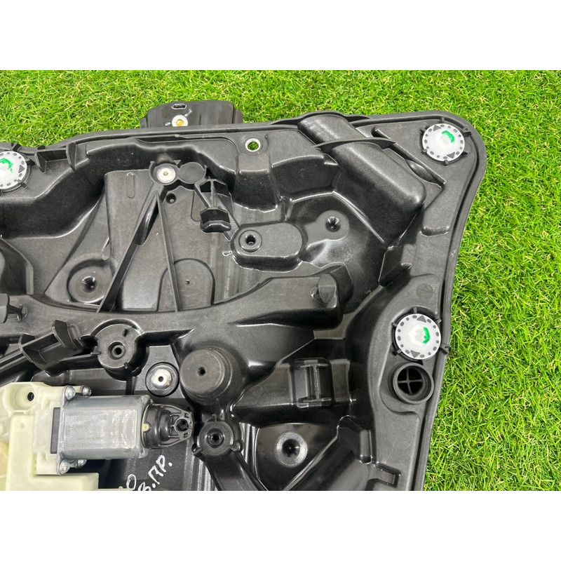 Механізм склопідйомника з мотором (кузов і елементи) BMW 5-series G30 2017 2.0 B46B20 51337487088