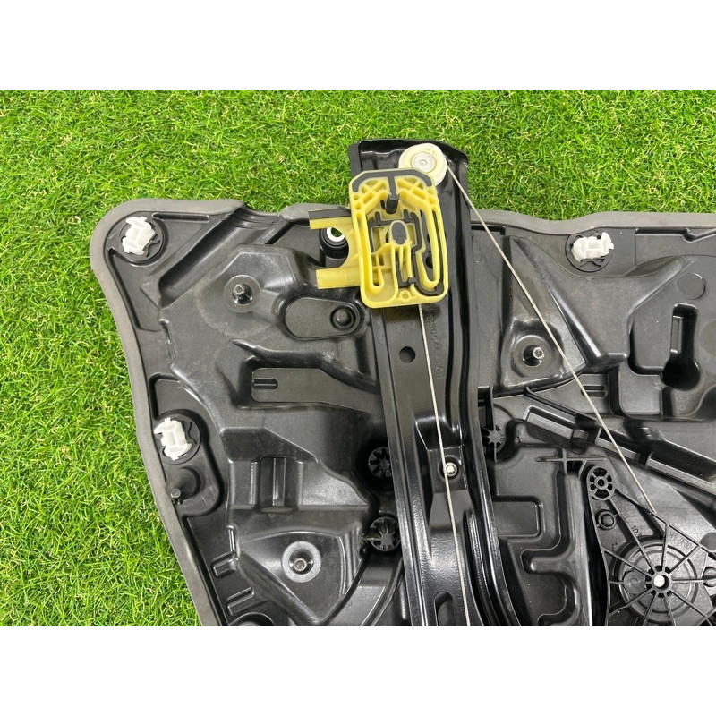 Механізм склопідйомника з мотором (кузов і елементи) BMW 5-series G30 2017 2.0 B46B20 51337487088