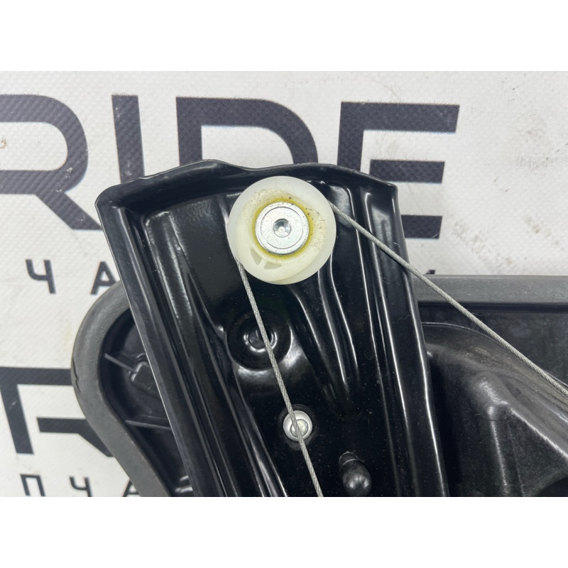 Механизм стеклоподъемника с мотором (кузов и элементы) BMW 5-series G30 2017 2.0 B46B20 51337487086