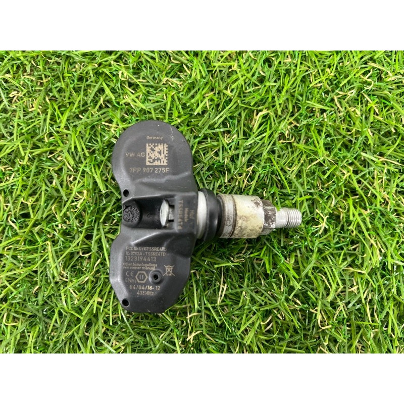 Датчик давления в шинах (электрика / датчики) Volkswagen Touareg NF 2012 3.6 7PP907275F