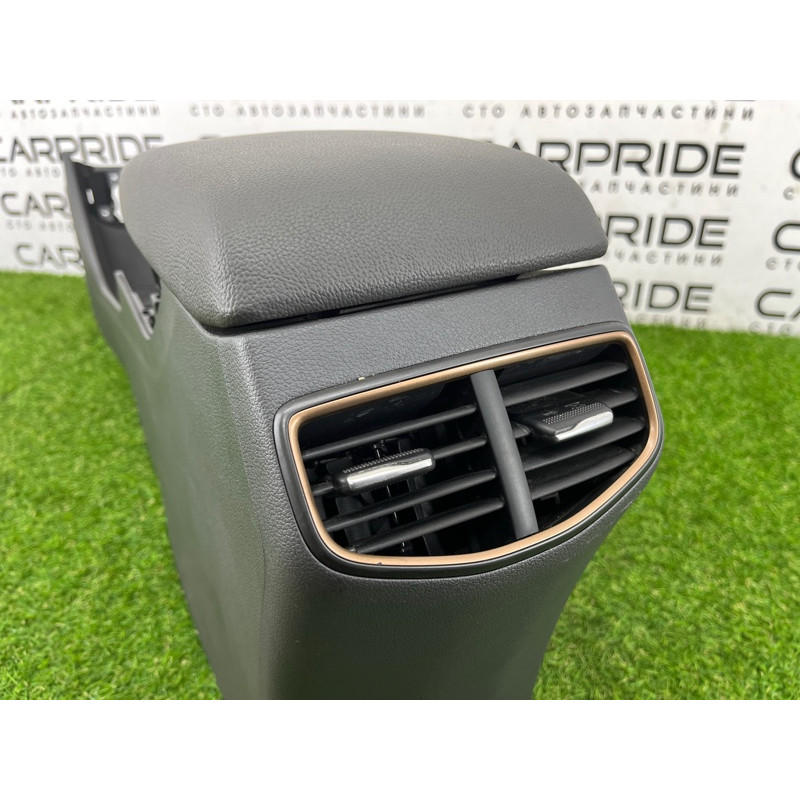 Центральная консоль (салон) Hyundai Ioniq AE 2019 Electro 84610G7100T9Y