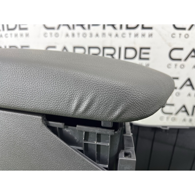 Центральная консоль (салон) Hyundai Ioniq AE 2019 Electro 84610G7100T9Y