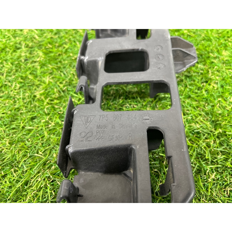 Кріплення бампера (кузов і елементи) PORSCHE CAYENNE 958 2012 4.8 95850548401