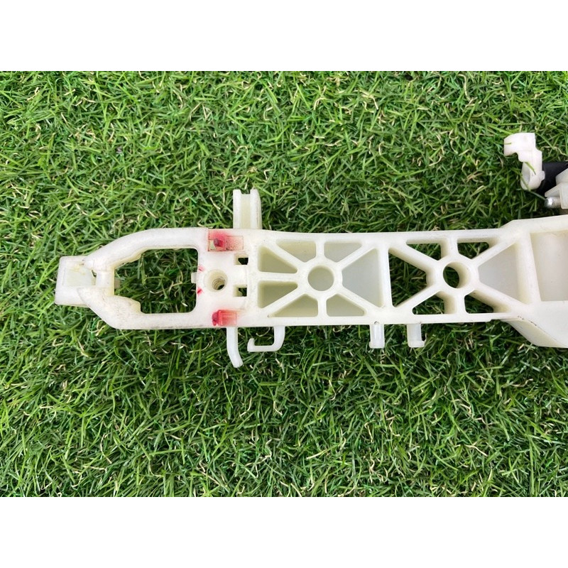 Кронштейн ручки двери (кузов и элементы) Hyundai Santa Fe TM 2019 2.4GDI 82655S1000