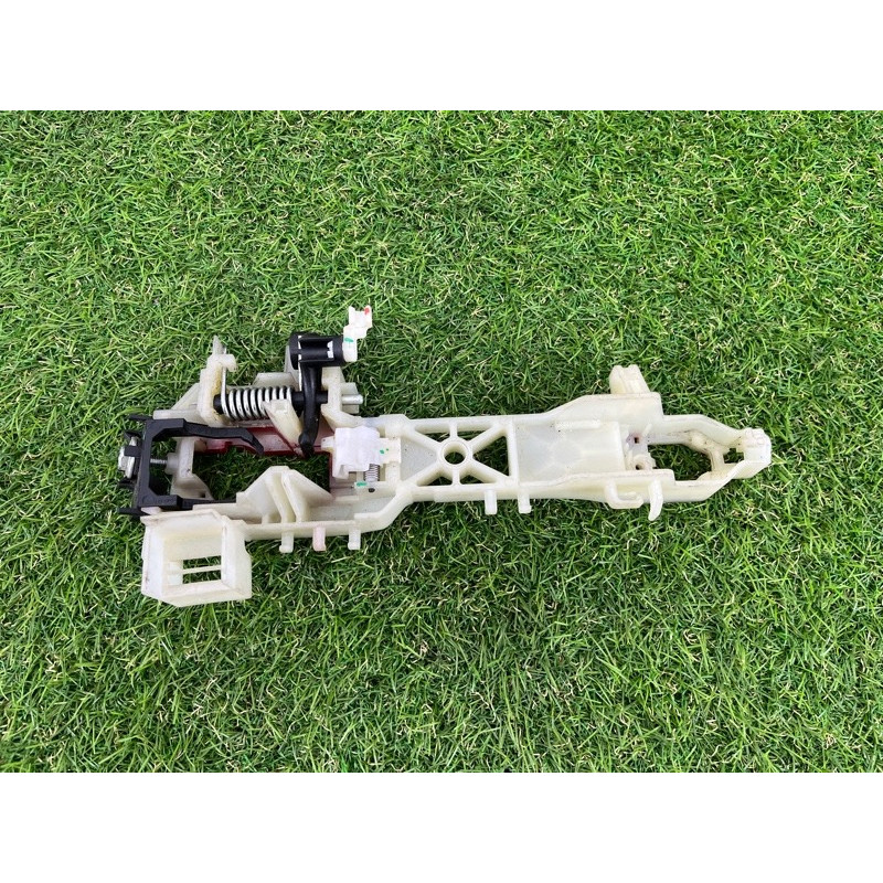 Кронштейн ручки двери (кузов и элементы) Hyundai Santa Fe TM 2019 2.4GDI 82655S1000