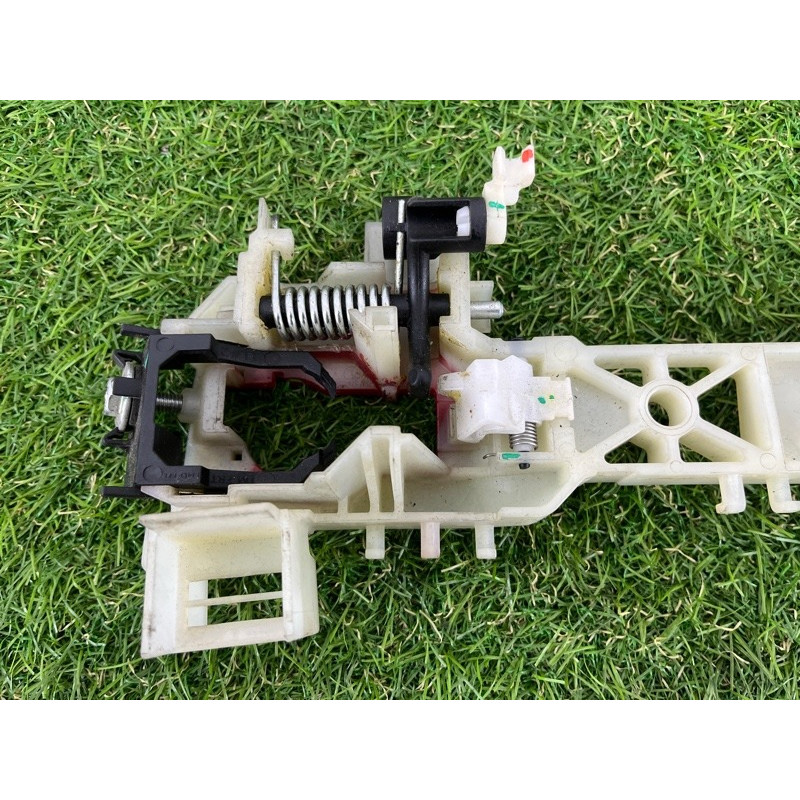 Кронштейн ручки двери (кузов и элементы) Hyundai Santa Fe TM 2019 2.4GDI 82655S1000