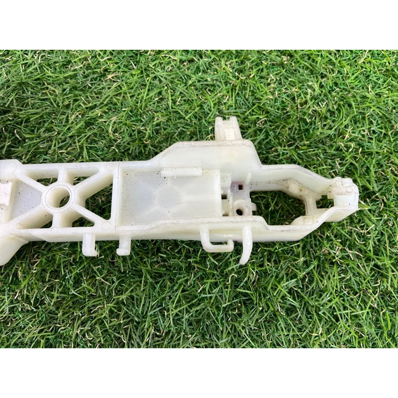 Кронштейн ручки двери (кузов и элементы) Hyundai Santa Fe TM 2019 2.4GDI 82655S1000