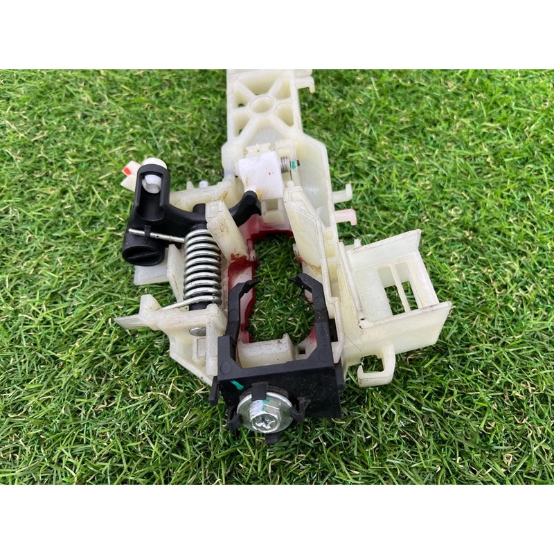 Кронштейн ручки двери (кузов и элементы) Hyundai Santa Fe TM 2019 2.4GDI 82655S1000