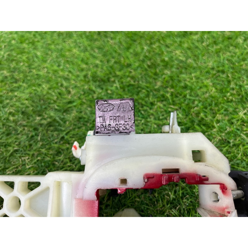 Кронштейн ручки двери (кузов и элементы) Hyundai Santa Fe TM 2019 2.4GDI 82655S1000