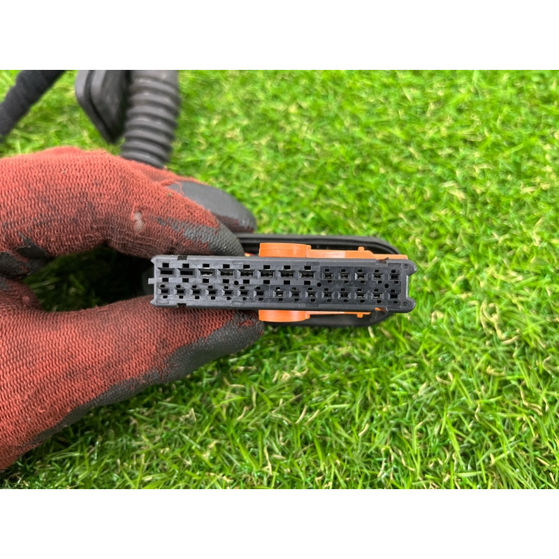 Проводка дверная (электрика) Volkswagen Passat B7 2016 1.8 561971693AS