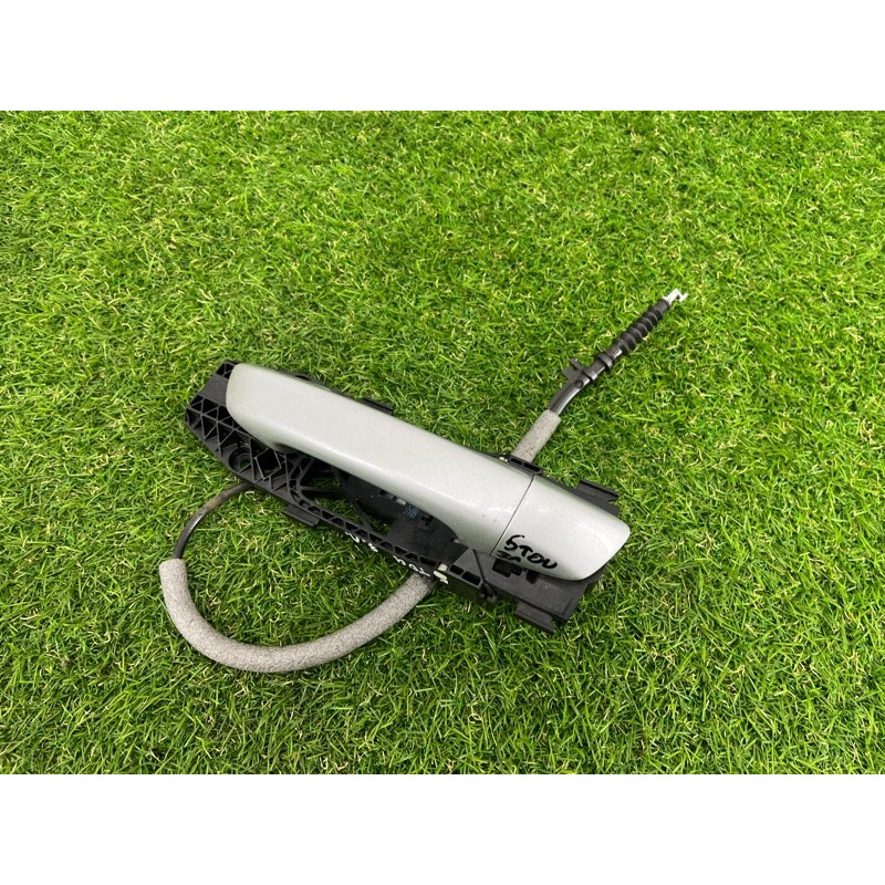 Ручка двери внешняя (кузов и элементы) Volkswagen Touareg NF 2012 3.0 7P6837205BGRU