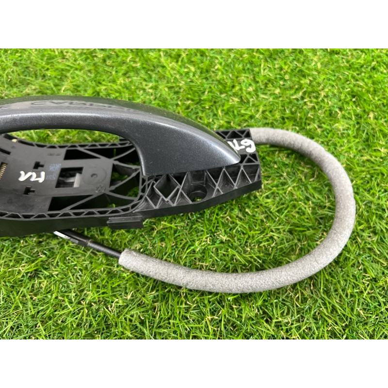 Ручка двери внешняя (кузов и элементы) Volkswagen Touareg NF 2012 3.6 7P6837205EGRU