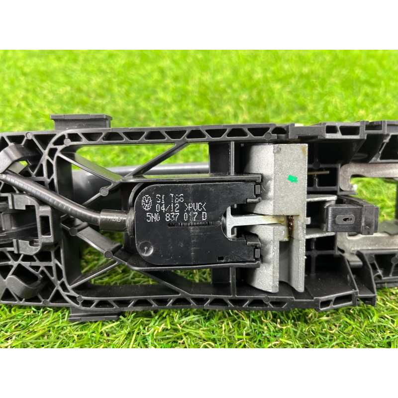 Ручка двери внешняя (кузов и элементы) Volkswagen Touareg NF 2012 3.6 7P6837205EGRU