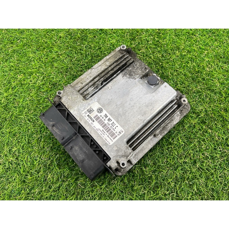 Блок управления двигателем (электрика / блоки управления) Volkswagen Touareg II NF 2013 3.0 7P0907311C