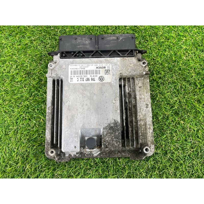 Блок управления двигателем (электрика / блоки управления) Volkswagen Touareg II NF 2013 3.0 7P0907311C