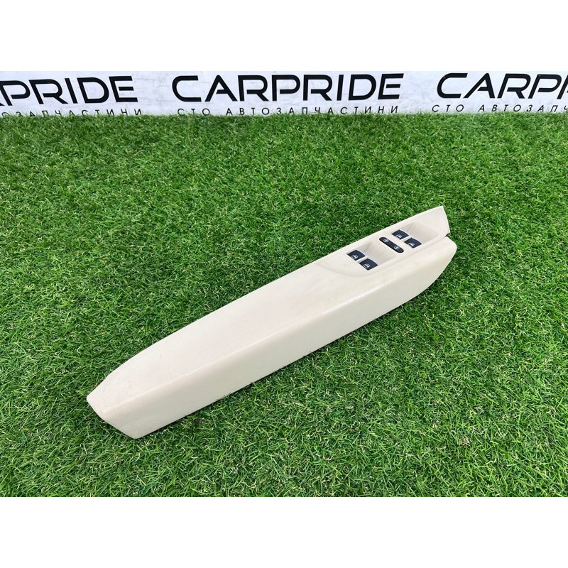 Обшивка ручки подлокотника (салон) Volkswagen Touareg FL 2015 3.6 7P1868169A86W