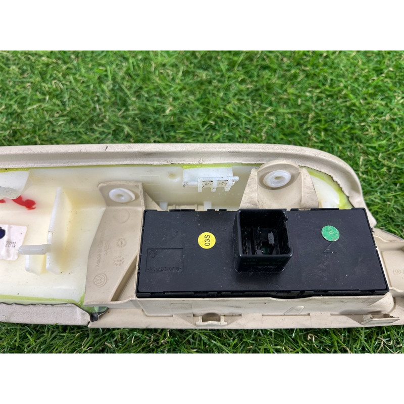 Обшивка ручки подлокотника (салон) Volkswagen Touareg FL 2015 3.6 7P1868169A86W