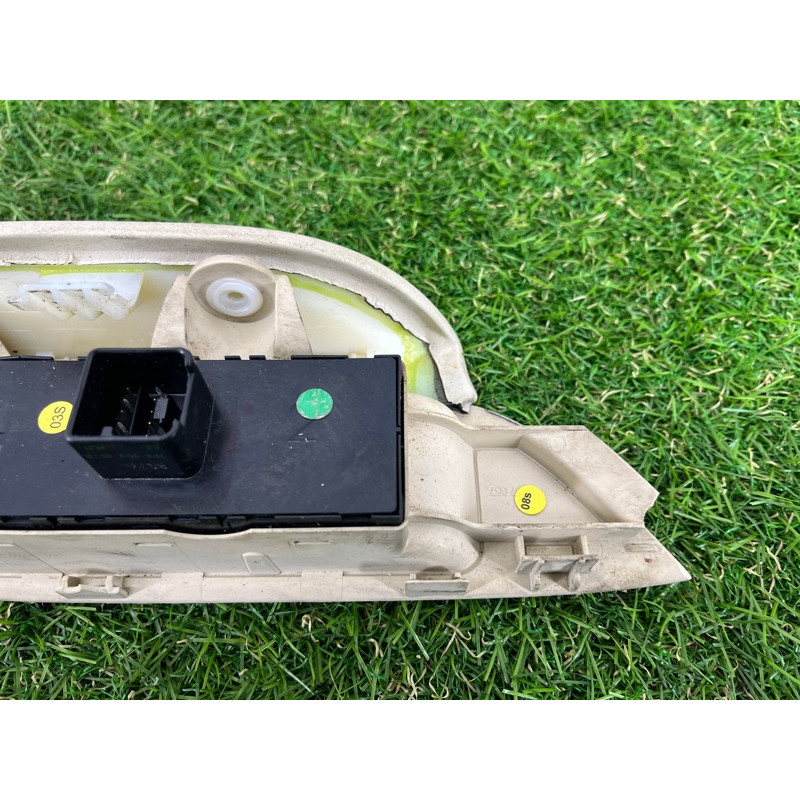 Обшивка ручки подлокотника (салон) Volkswagen Touareg FL 2015 3.6 7P1868169A86W