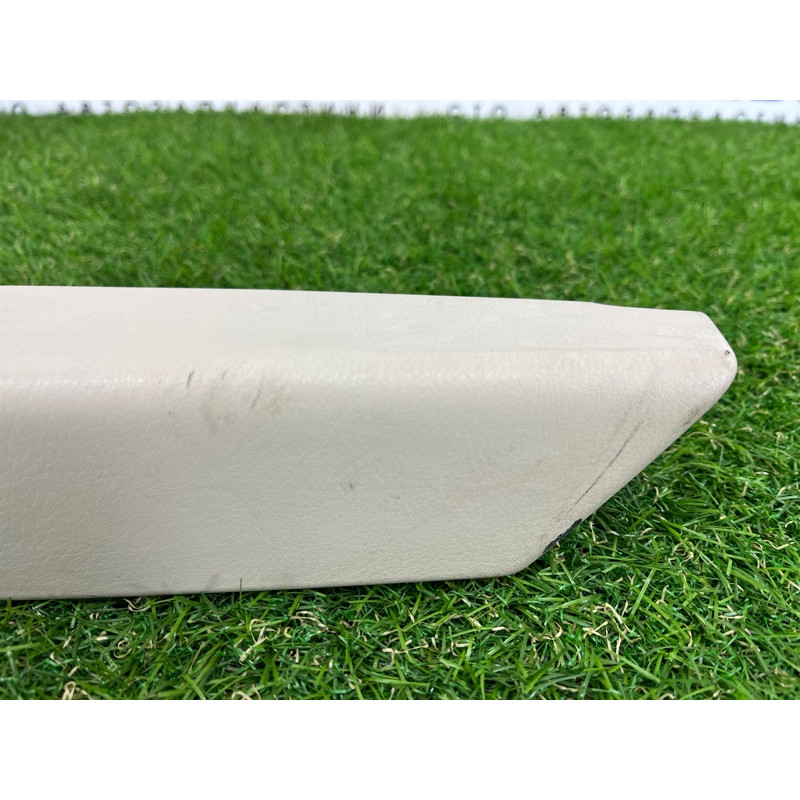 Обшивка ручки подлокотника (салон) Volkswagen Touareg FL 2015 3.6 7P6868140D86W