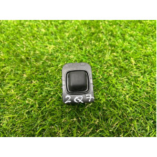 Кнопка регулировки положения руля