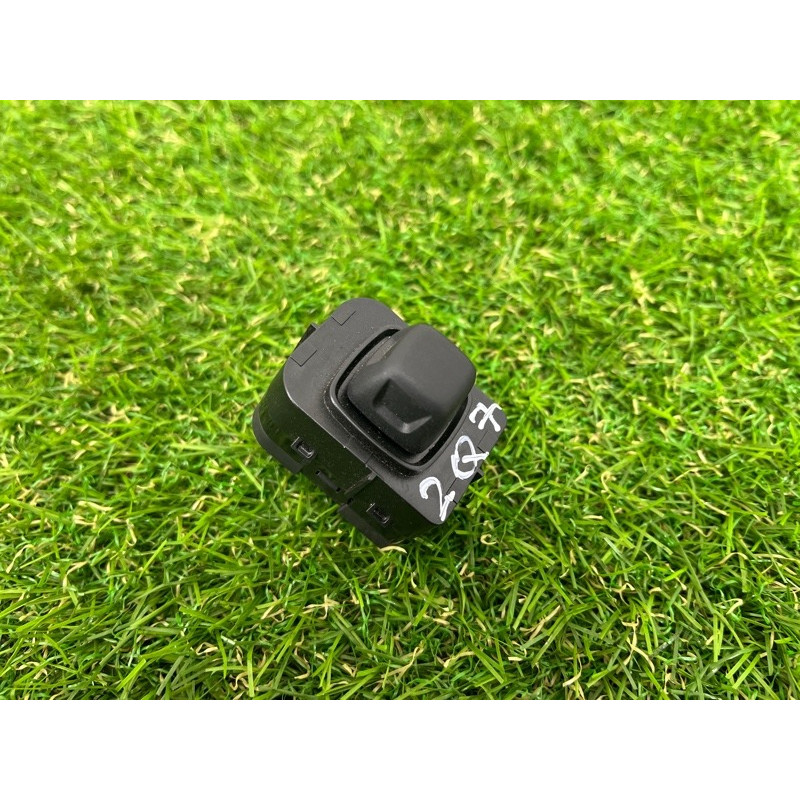 Кнопка регулировки положения руля (электрика / кнопки) AUDI Q7 4M 2018 3.0 TFSi 4M0953551