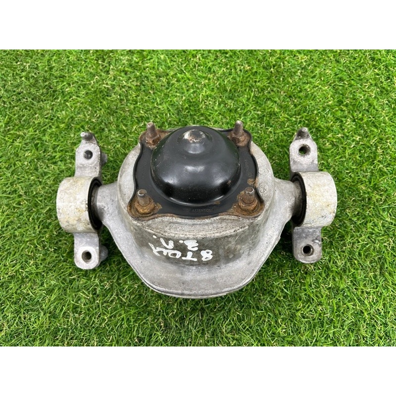 Опора стойки (подвеска) Volkswagen Touareg II NF 2013 3.0 7P0512301