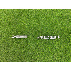 Комплект эмблем