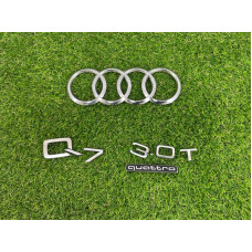 Комплект эмблем