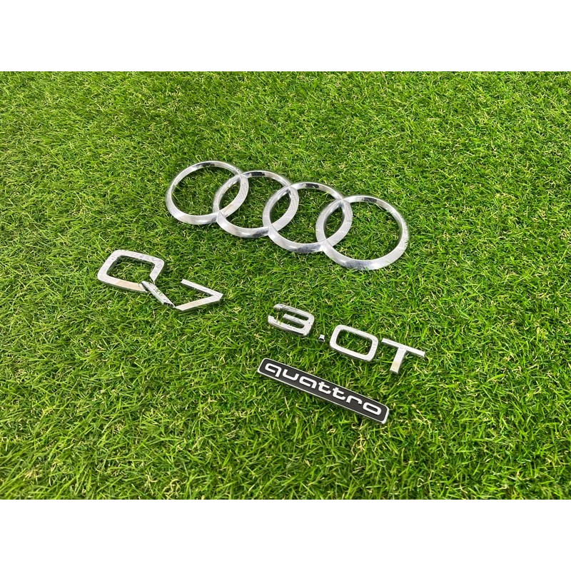 Комплект эмблем (кузов и элементы) AUDI Q7 4M 2018 3.0 TFSi 4M08537422ZZ